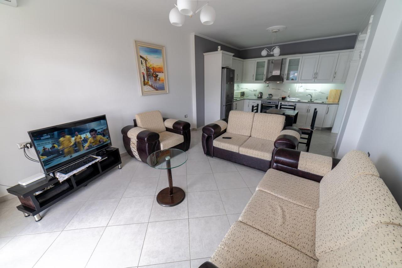Sofi Apartments Sarandë エクステリア 写真